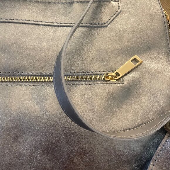 New! Sostter Silver Metallic Leather Luxury Backpack - Picture 11 of 11